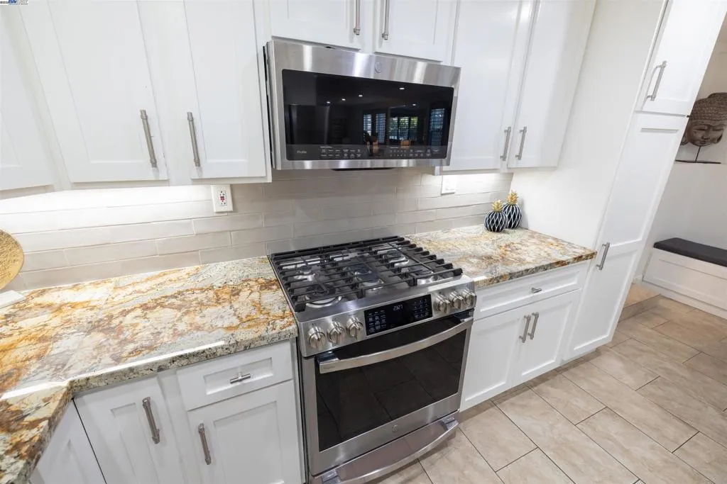 1234 Willow St, Oakland, California 94607 home-pic-12